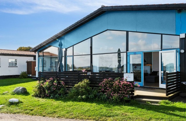 "Veli" - 300m from the sea by Interhome