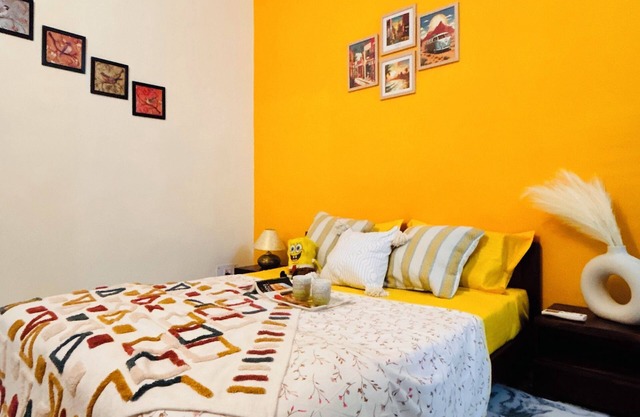 Vibrant City Suites