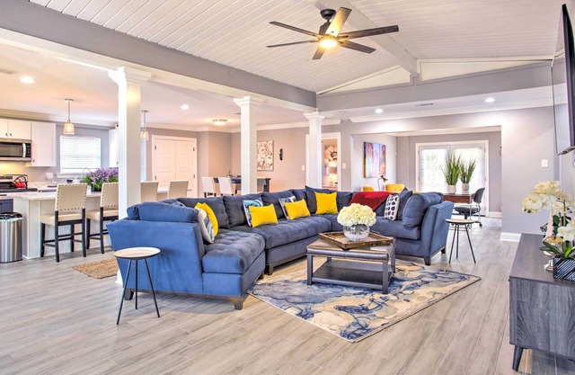 Vibrant Terrytown Home w/Yard ~ 6 Mi to NOLA