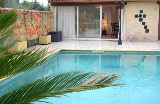 VICHELDA - COTTAGE IN THE SUN, Holiday rental in Aubais-Gard, South France