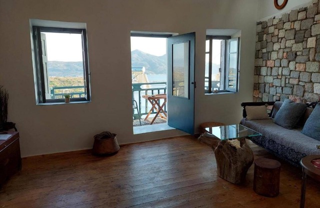 VIEW AWAKENING, Luxury Apartment