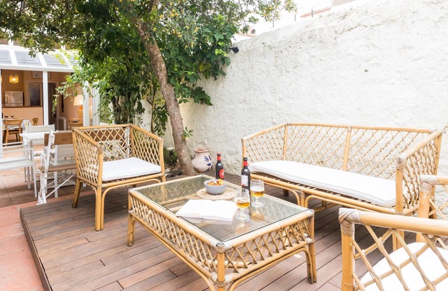 VIL·LA MONTURIOL- house in the center of Llafranc-Costa Brava