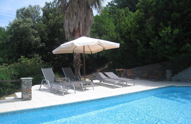 Villa 300 M2, Swimming pool, close to the beach on foot, Saint-Florent, Haute Corse