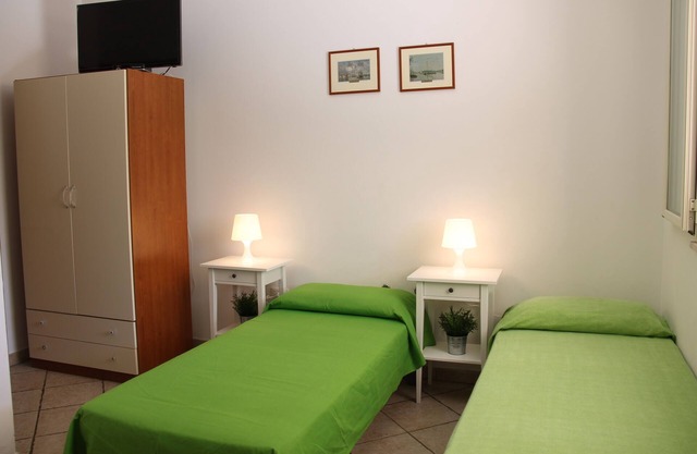 Villa 50 m from the beach with whirlpool mini pool