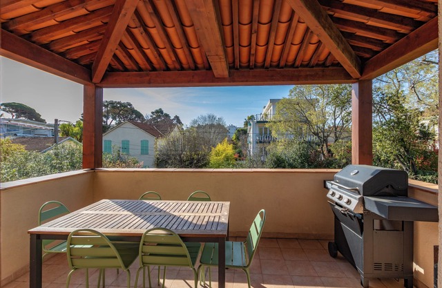Villa 7 de Chambres - L'ilette - 100 m from the beach in a quiet area