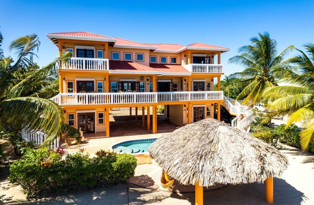 Villa 99-Beachfront Villa-Pool-6 bedroom-Luxury
