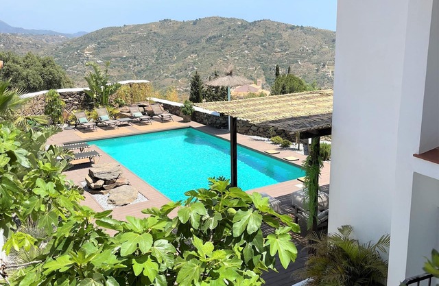 Villa a Sayalonga vicino al mare