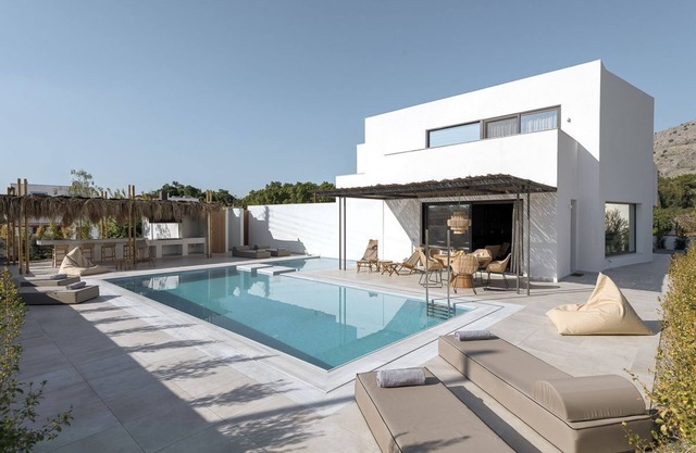 Villa Achyro - Three Bedroom Villa, Sleeps 6