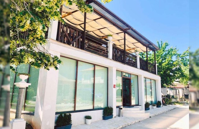 Villa Adrian