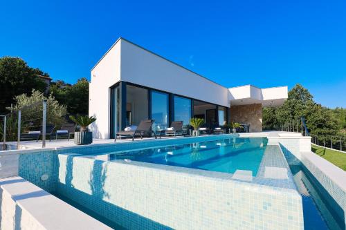 Villa Agapanthus