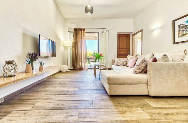 Villa Agricola - Five Bedroom Villa, Sleeps 10