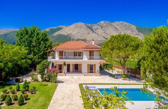 Villa Agricola with private swimming pool