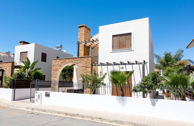 Villa Alexandra by Ezoria Villas