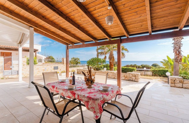 Villa 'Alma' with Sea View, Private Terrace and Air Conditioning