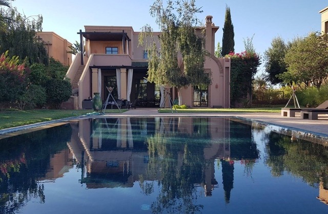 Villa Amira with swimming pool on the Golf of Samanah