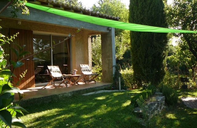 Villa-Apartment Aix-en-Provence, the countryside 10 minutes from the historic center