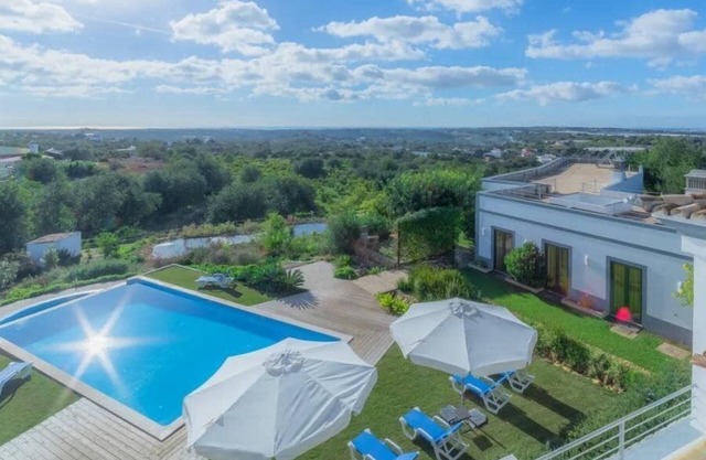 Villa Areias I - Beautiful landscape garden
