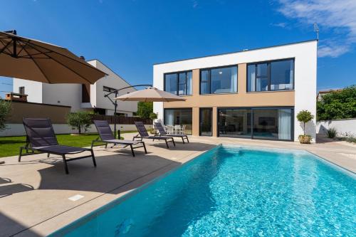 Villa Astral