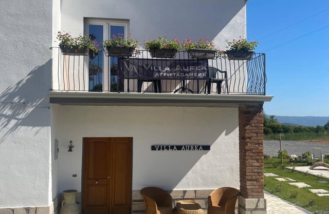 Villa Aurea Room's & More