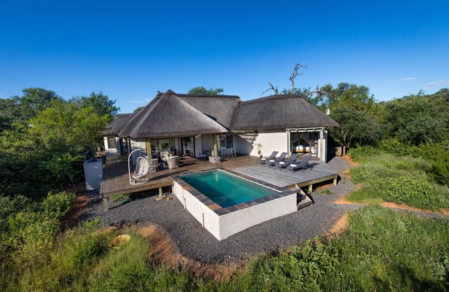 Villa Blaaskans, luxury 3 bedroom villa with office
