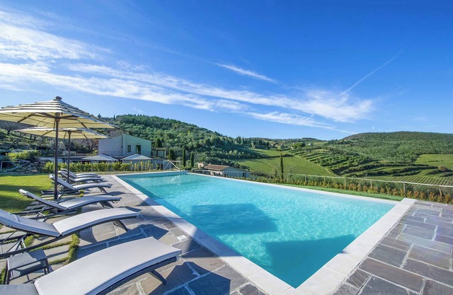 Villa Blu - Seven Bedroom Villa, Sleeps 14
