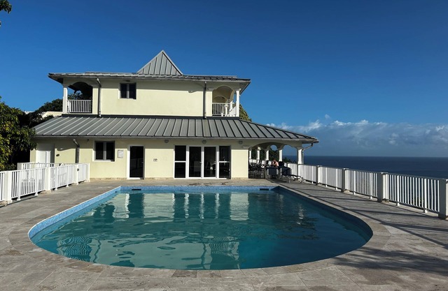 Villa Bo Lanme ~ Stunning Villa and Pool Spectacular Views of Marigot Bay