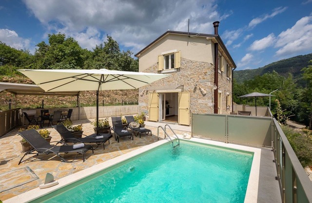 Villa Casa Mavretici by Villas Guide