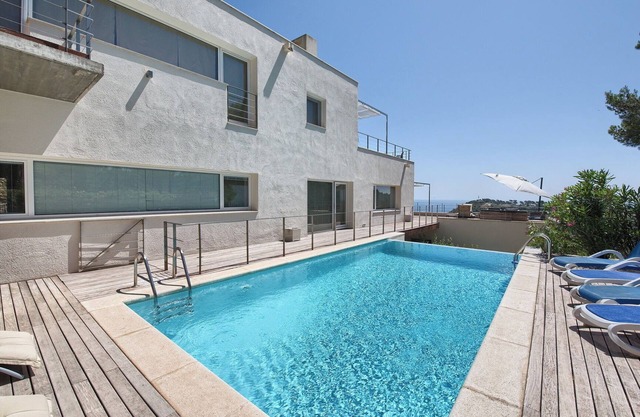 Villa 'Casa Monica' with Sea View, Pool, Garden, Terrace & Wi-Fi