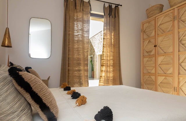 Villa Casalina Mediterranean Resort with Garden and Pets Allowed