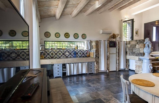 Villa Cava with private pool