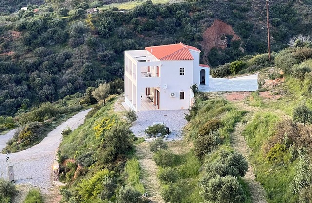 Villa Christoforos Kekakos Magical View