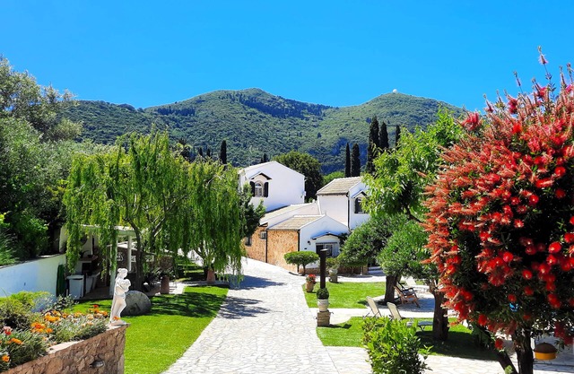 Villa Claire Corfu: a Green Hideaway|Total Privacy close to Coastal Resort