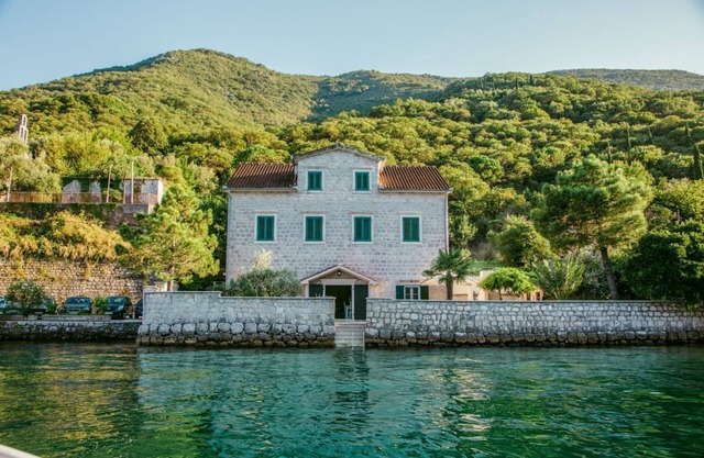 Villa Conch - Five Bedroom Villa, Sleeps 10