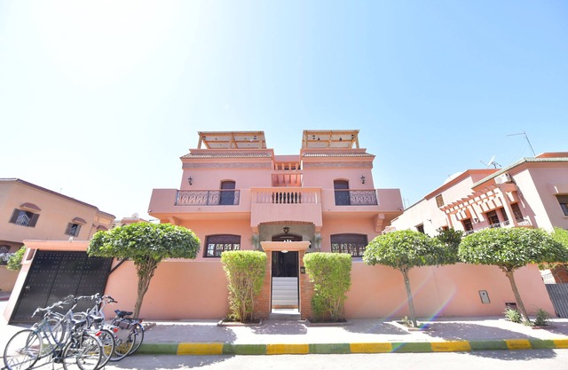 Villa Conforts in Marrakech. Based on Luxury, rest and Comfort.