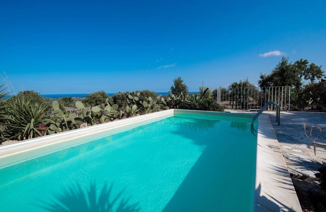 Villa Dammuso with pool