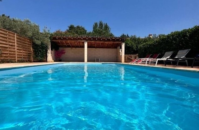 Villa DE LA Roque, au Coeur du Massif des Alpilles Avec Piscine Privée !