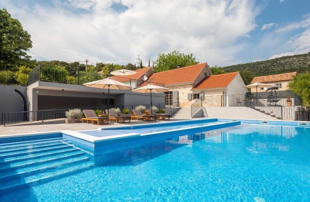 Villa di Pietra by Interhome