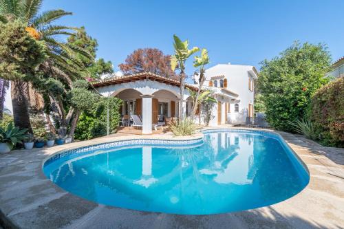 Villa Estrelitzia