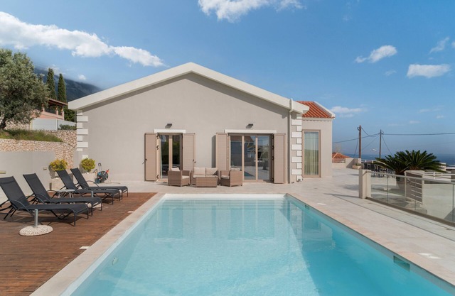 Villa 'Ethereal' with Sea View, Wi-Fi and Air Conditioning