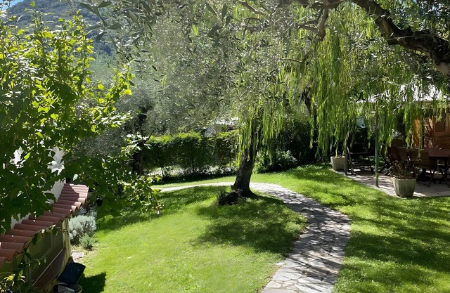 Villa 'Felice' with Mountain View, Private Terrace and Wi-Fi