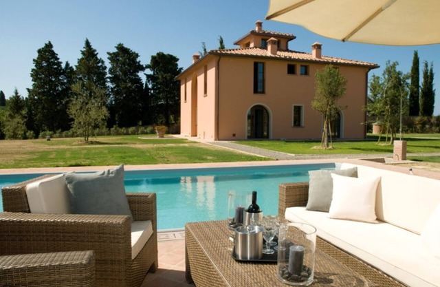 Villa for 11 People in Tuscany with private pool