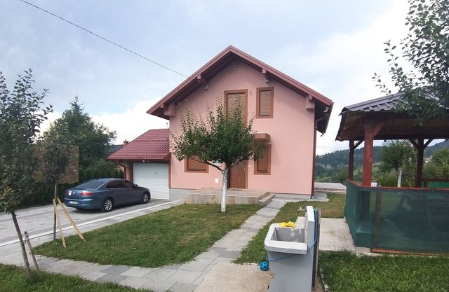 Villa for green quiet holiday near Sarajevo