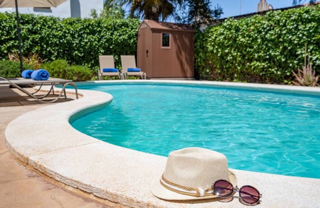 Villa Gloria - Cheerful 2-bedroom villa with pool