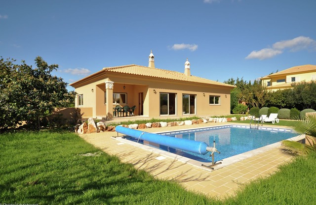 Villa in Algarve with Private Pool