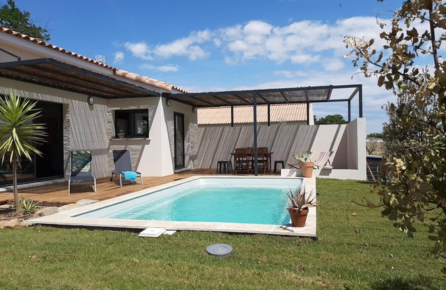 Villa in Languedoc with Private Pool