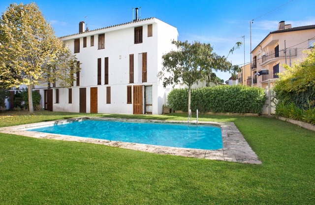 Villa in Llafranc near the Beach & Pool