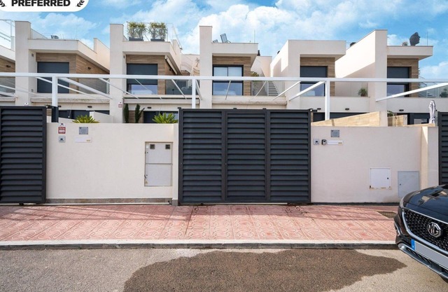 Villa in Rojales with Pool near Coast