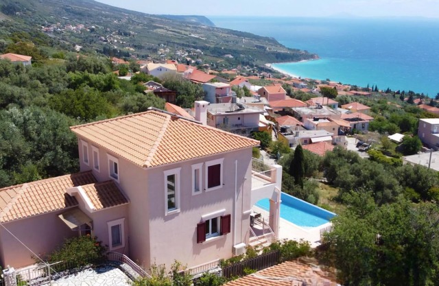 Villa Ionion Pelagos, infinity pool with magnificent 180° view of sea & mountain