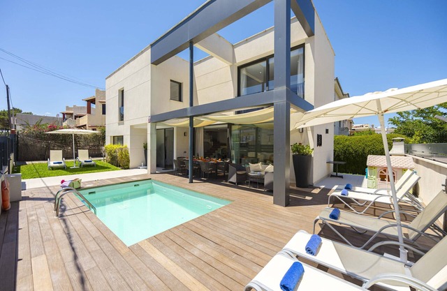 Villa Jade I