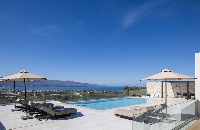 Villa Kafkales | Heated Pool